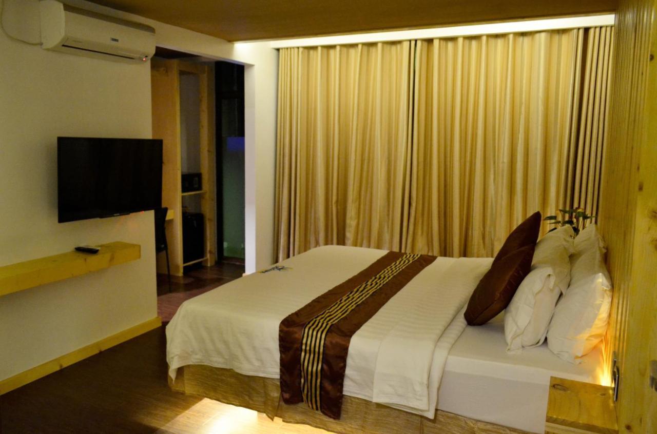 Seashore Beach Inn Maafushi Bagian luar foto