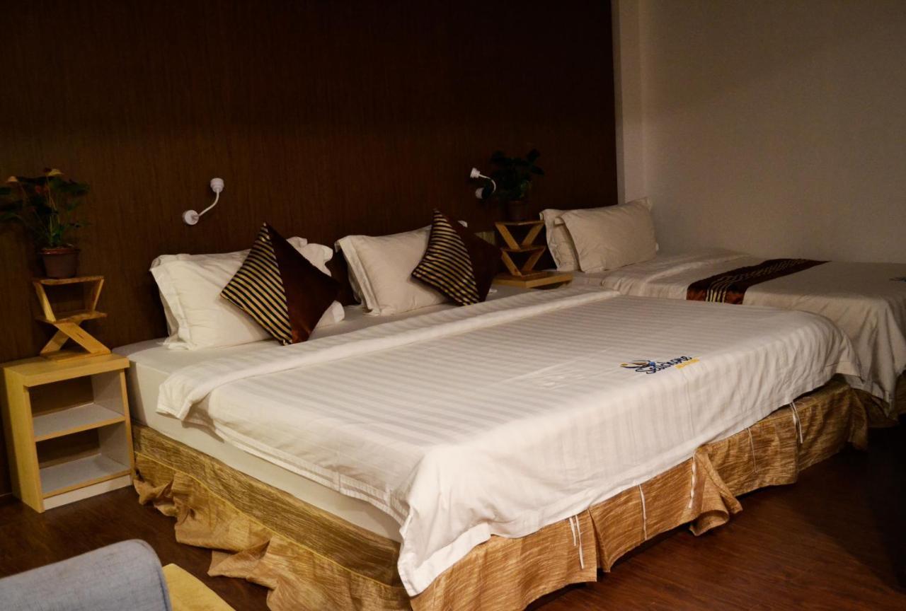 Seashore Beach Inn Maafushi Bagian luar foto