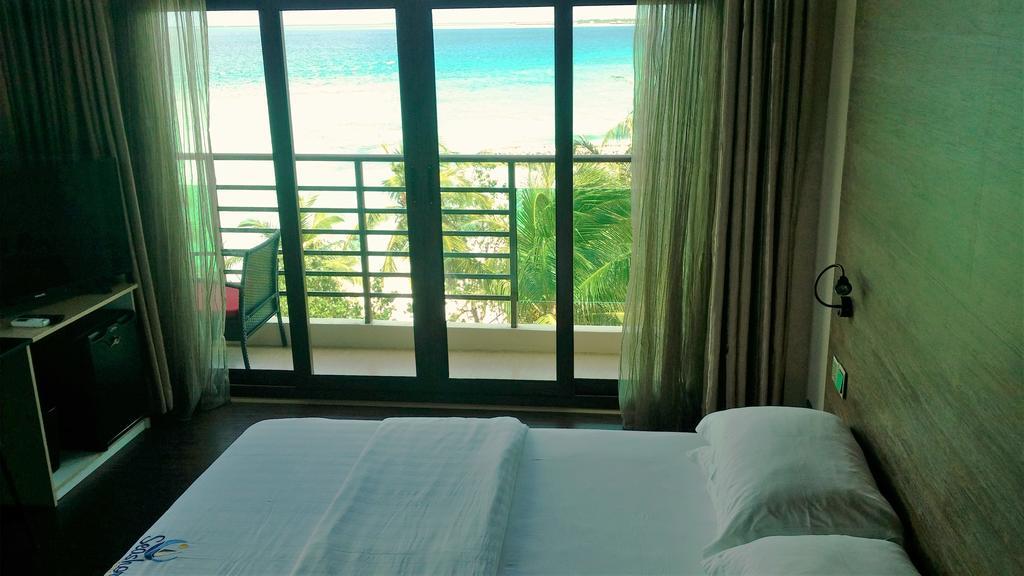 Seashore Beach Inn Maafushi Bagian luar foto