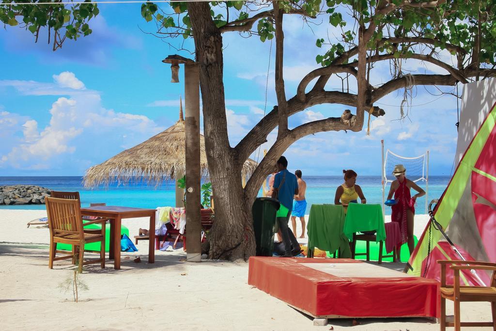 Seashore Beach Inn Maafushi Bagian luar foto