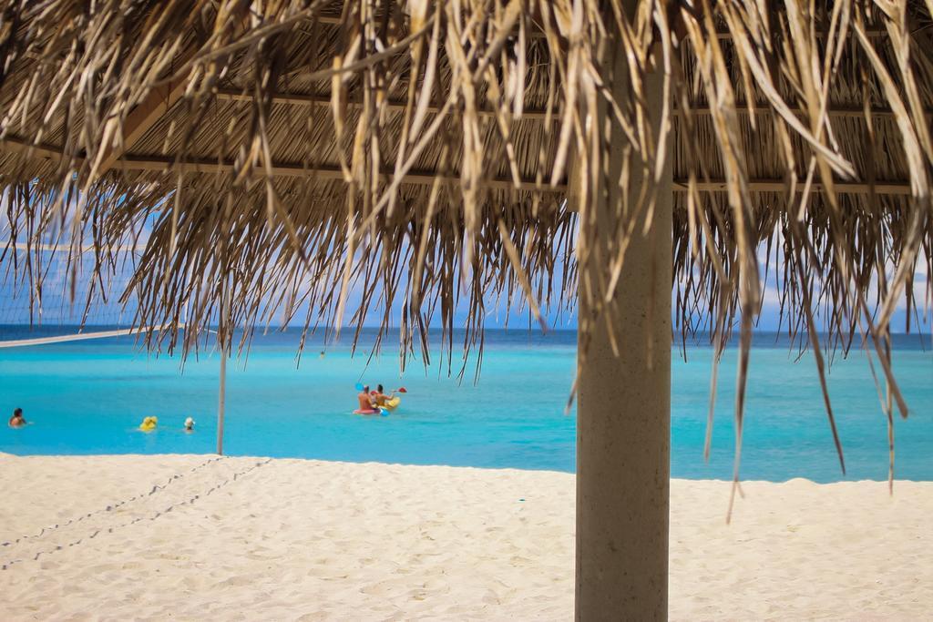 Seashore Beach Inn Maafushi Bagian luar foto