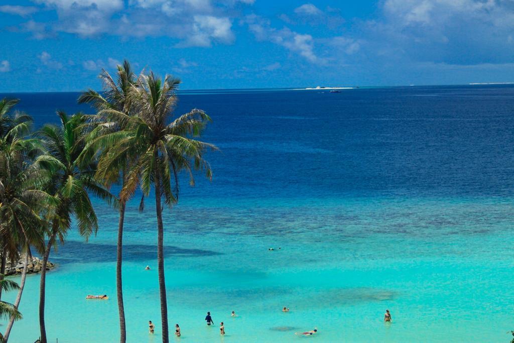 Seashore Beach Inn Maafushi Bagian luar foto