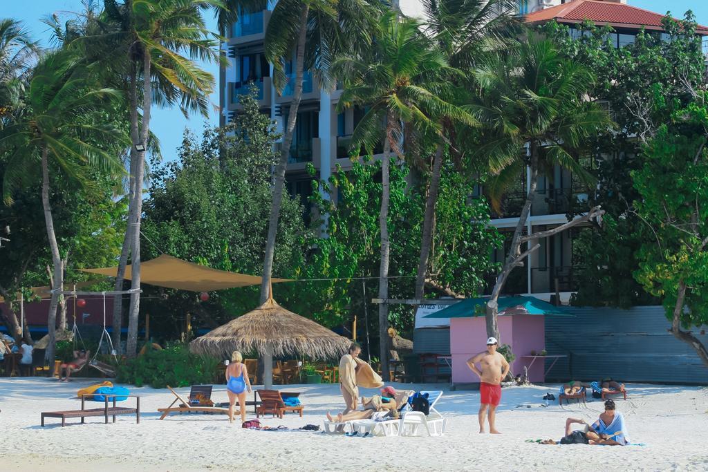 Seashore Beach Inn Maafushi Bagian luar foto