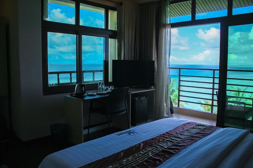 Seashore Beach Inn Maafushi Bagian luar foto